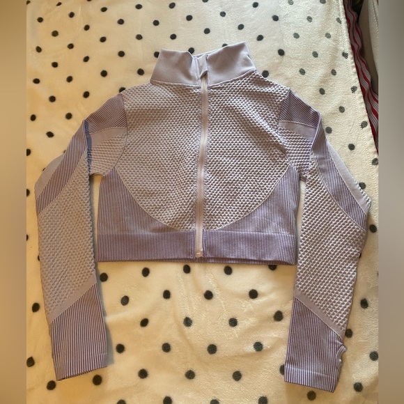 Lilac purple workout set size large. - Picture 5 of 7